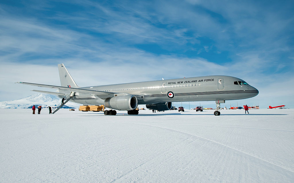 A New Zealand airforce plane takes off on Union Glacier Blue-Ice Runway