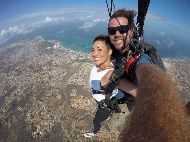 A couple doing Air Skydiving in Aruba