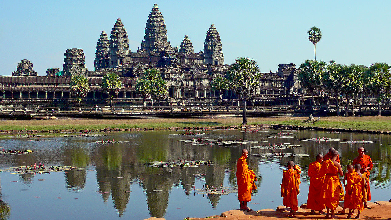 Budhist Monks In Front Of Angkor Wat