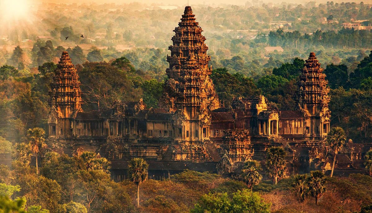 Angkor Wat - Photos, Facts And Details About The Lost Temple Of Cambodia