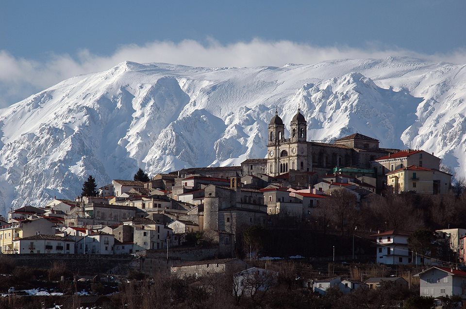 An aerial view of a town in San Valentino In Abruzzo Citeriore