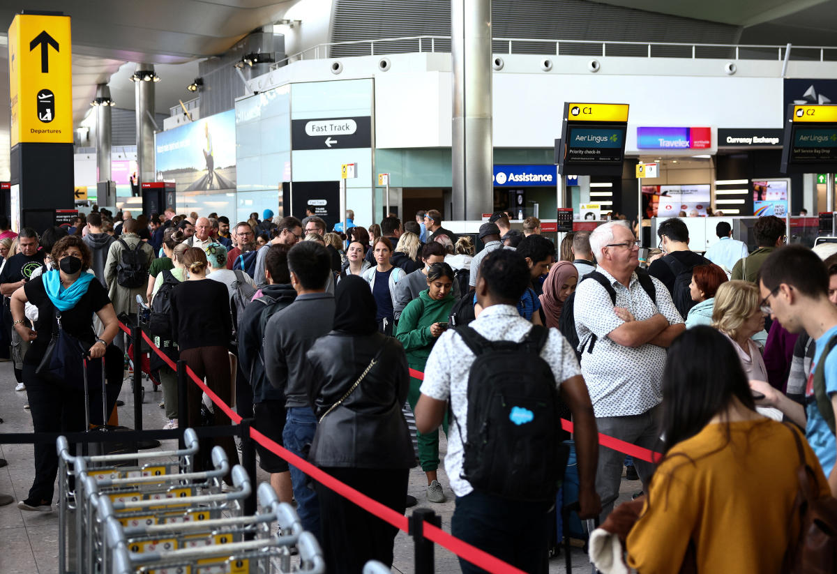 Heathrow Is Warning Of Uncertain Demand This Winter