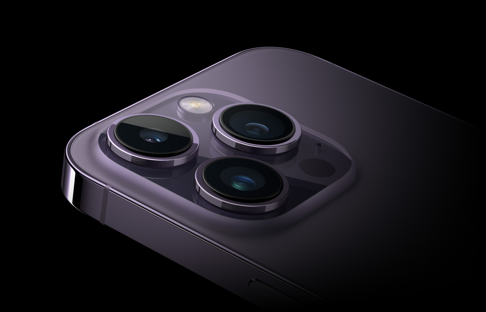 A close up view of iPhone 14's camera
