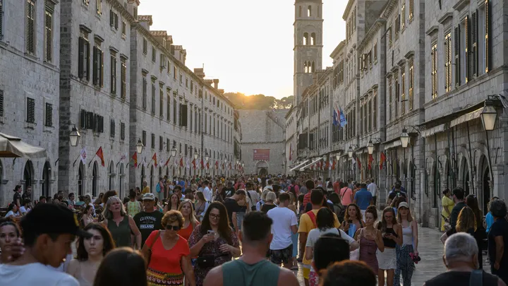 Popular Tourist Location Seeks To Ban All Suitcases As Post-pandemic Visitation Increases