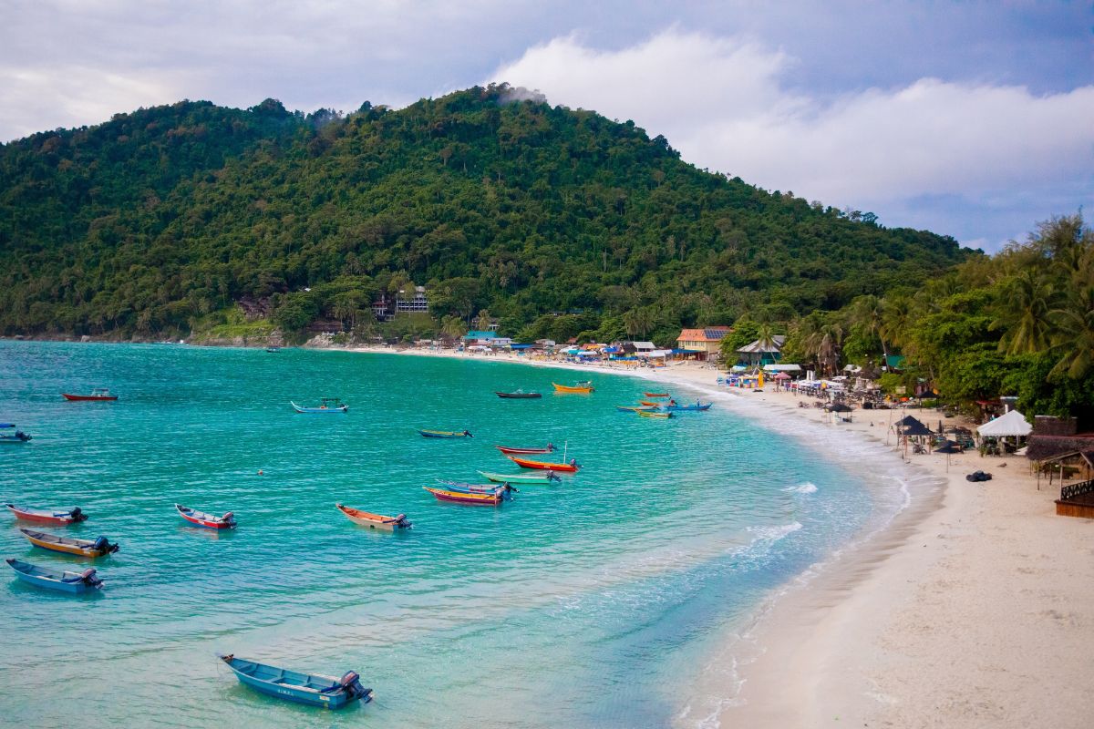 Top 31 Malaysia Beaches To Experience Breathtaking Wonders